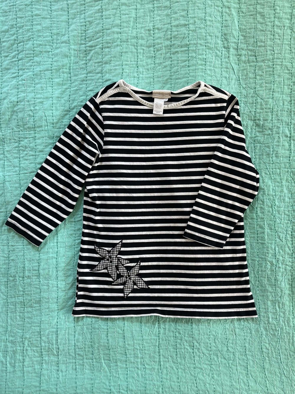 100% Cotton Coldwater Creek Long Sleeve Top with Star Flower Appliqué